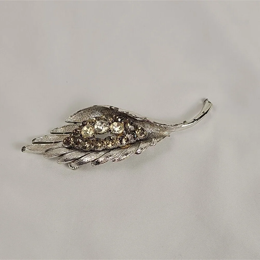 Vintage Coro Feather Rhinestone Brooch Silver Tone Mid Century